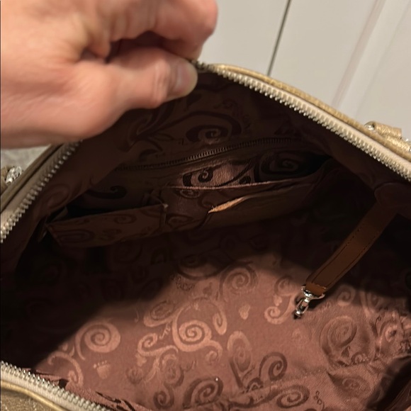 Brighton Gold Leather Shoulder Bag - Picture 4 of 11